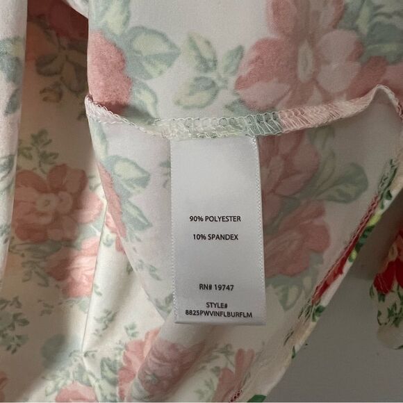 The Pioneer Woman Floral Print with 3/4 Sleeve Top. New! - Picture 3 of 4